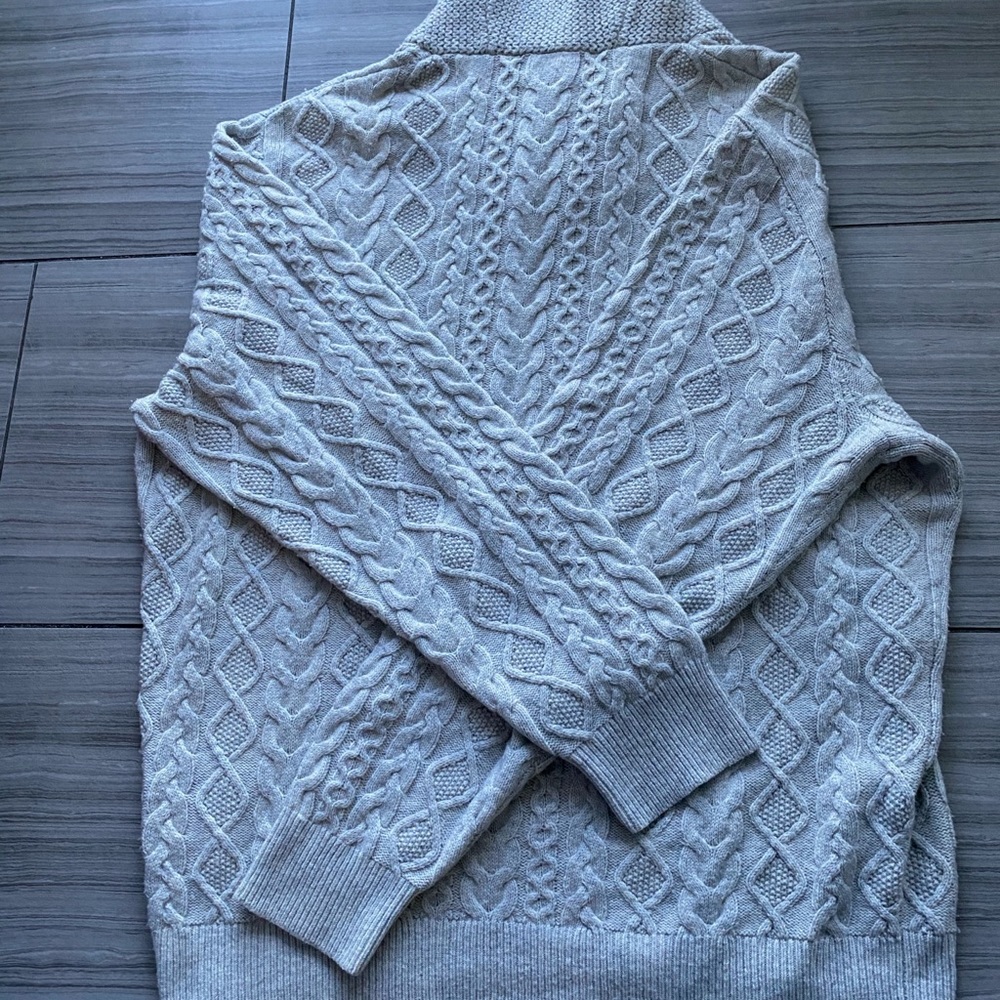 Cremieux Collecrion  off white cable knit sweaterXL